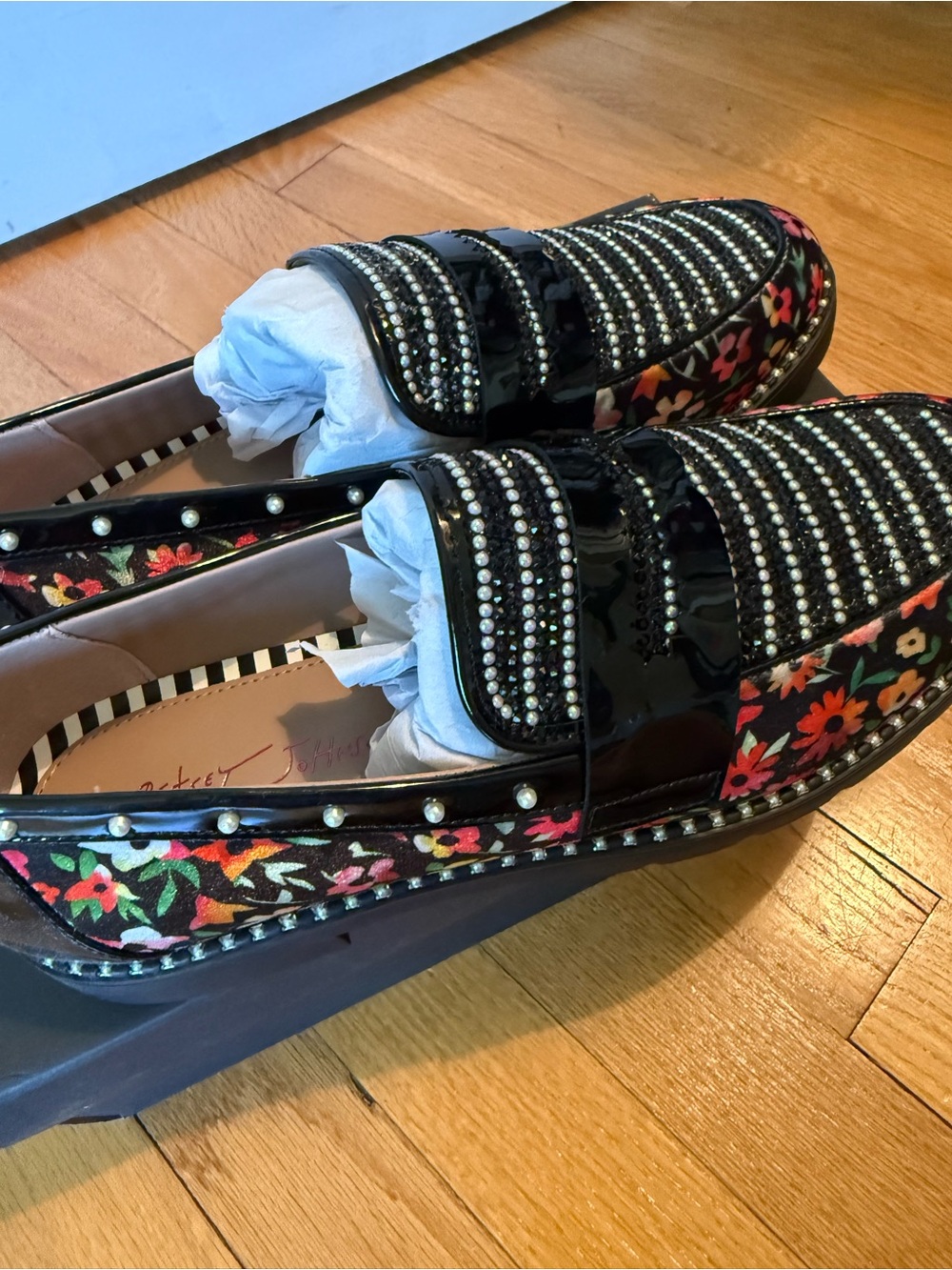 Betsey Johnson Black Patent Floral Loafers with Crystal Studs - Picture 2 of 5